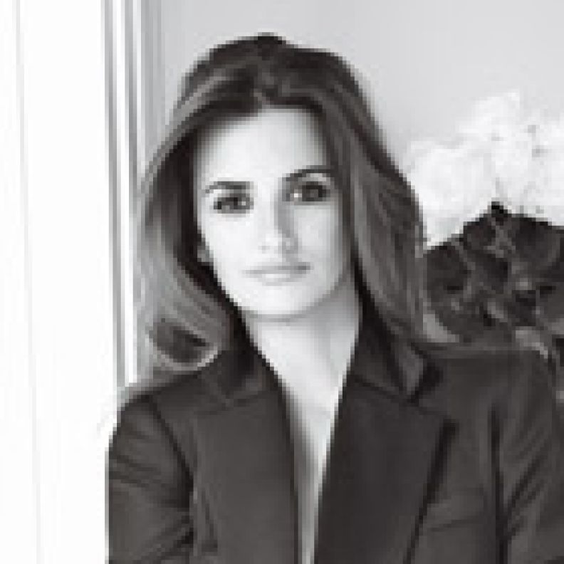 PENELOPE CRUZ في حوار مطول وخاص بـ«هي»:  شغفي الأول والأخير تقديم المساعدة وهو ما يمنحني القوة