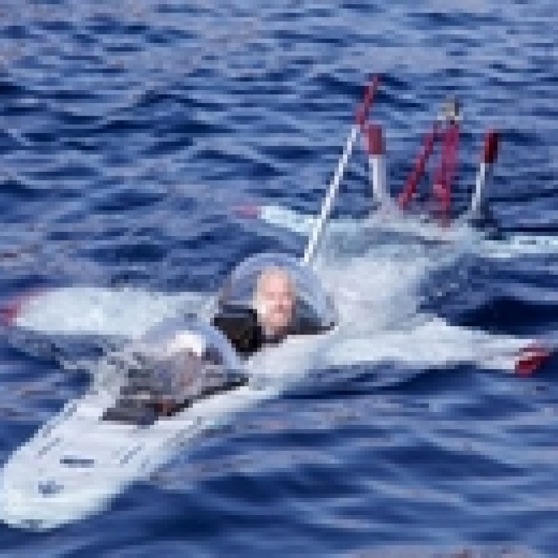 غواصة خاصة لشخص واحد بمليون دولار