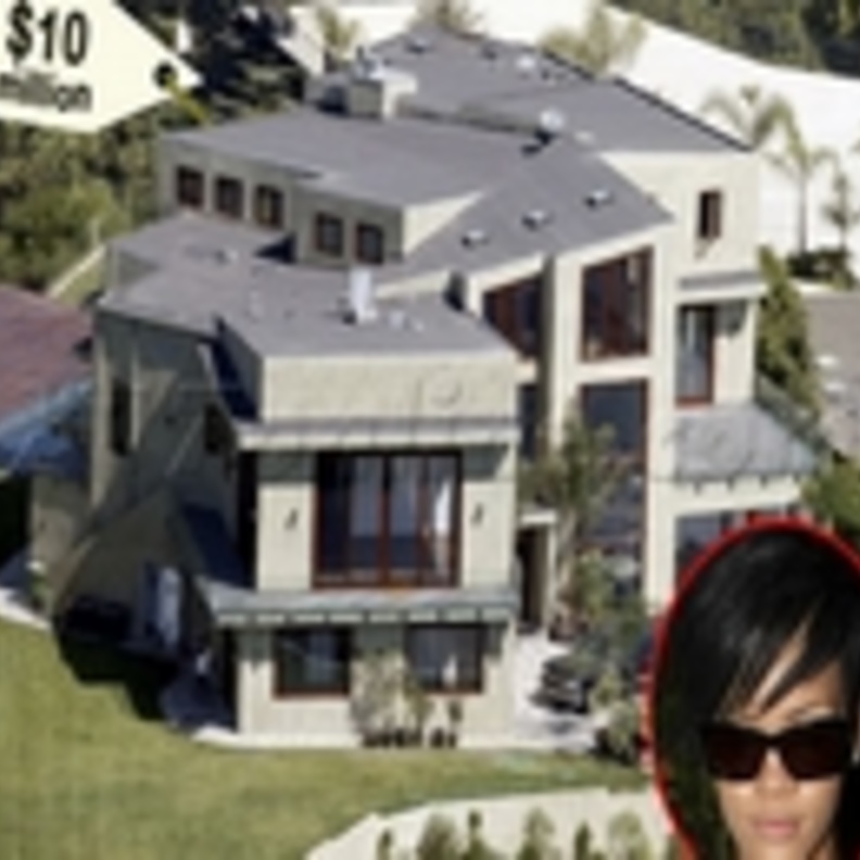 للراغبين... منزل ريهانا في بيفرلي هيلز للبيع 