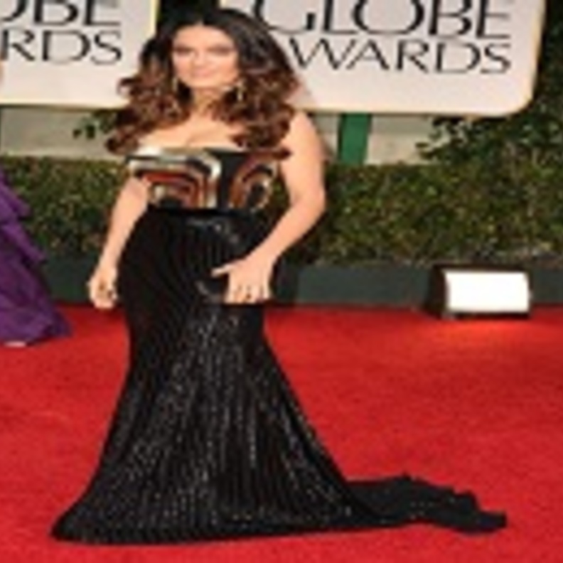 سلمى حايك بخاتم " Boucheron"