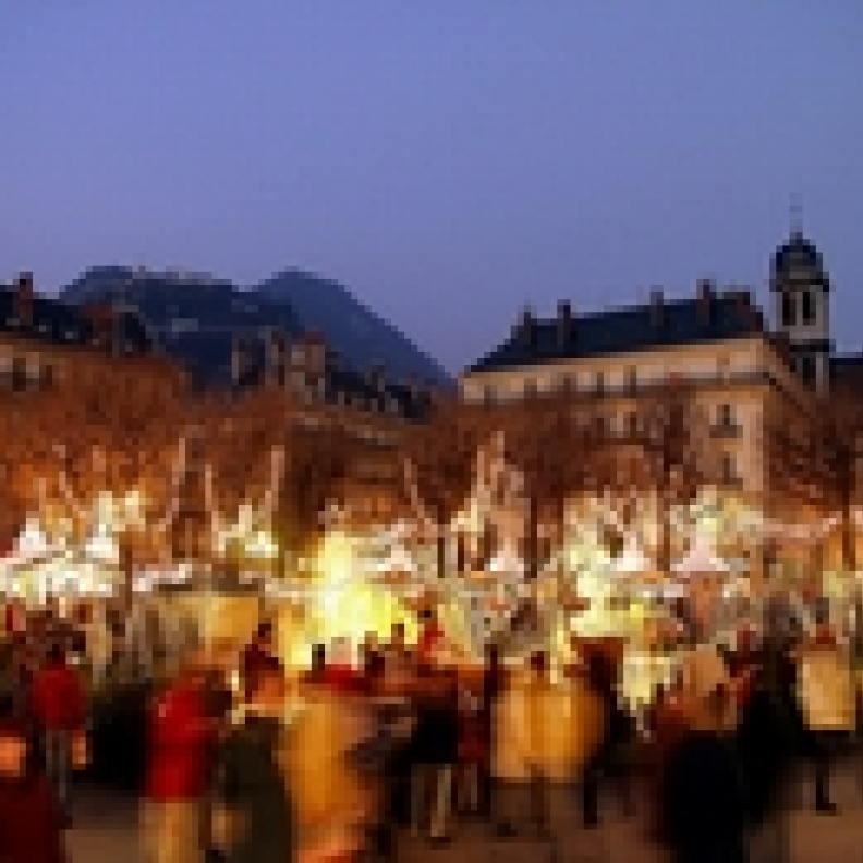 80 مليون سائح زاروا فرنسا العام الماضي