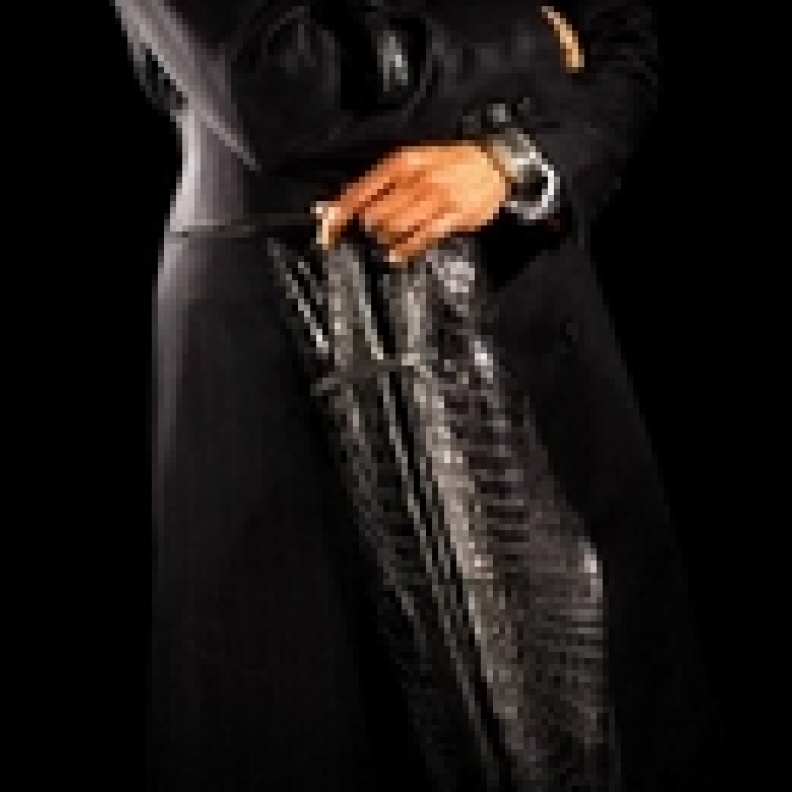 أغلى مظلة في العالم..له وليست لكِ!