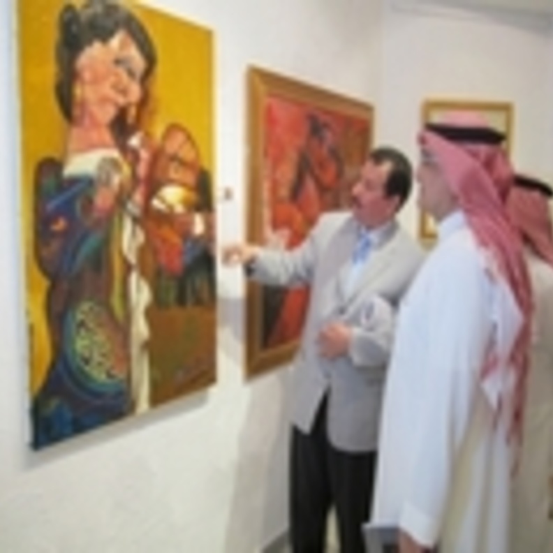 اتيليه جدة يجمع رواد التشكيل بمختارات عربية
