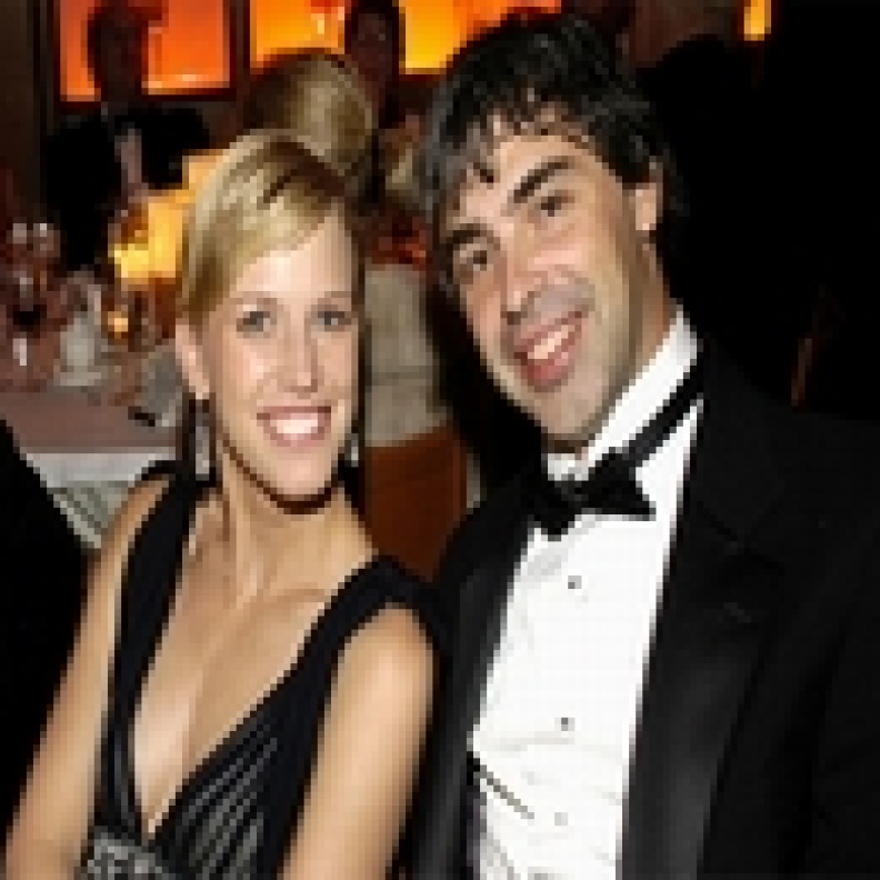 5 نساء وراء 5 عظماء