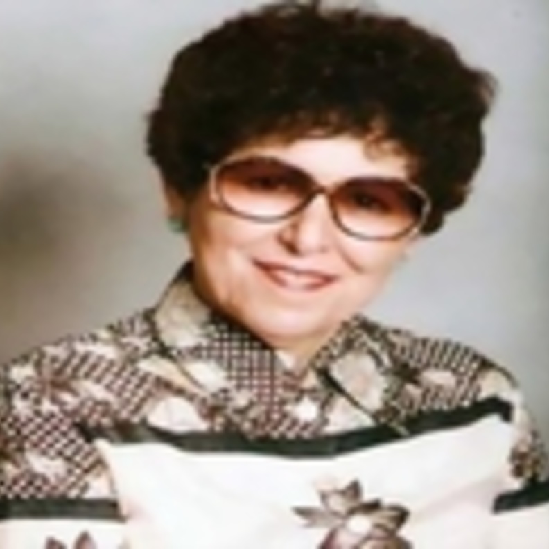 تونس تنعي رائدة الشعر النسائي زبيدة بشير