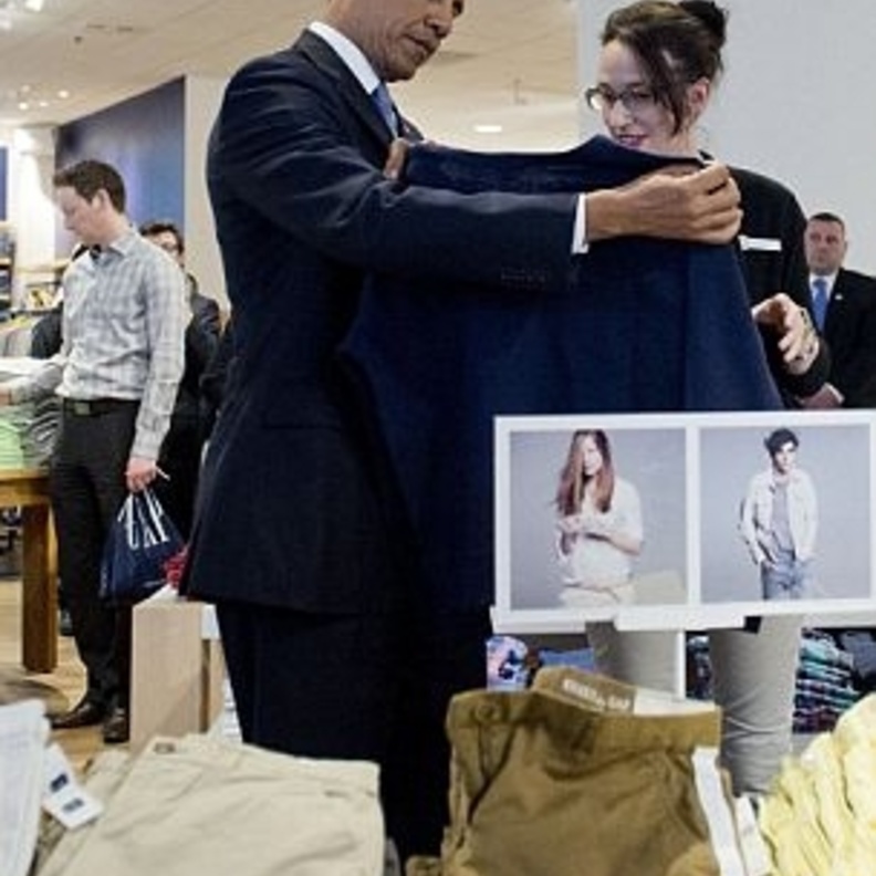 أوباما يتوسق بمنتهى المتعة