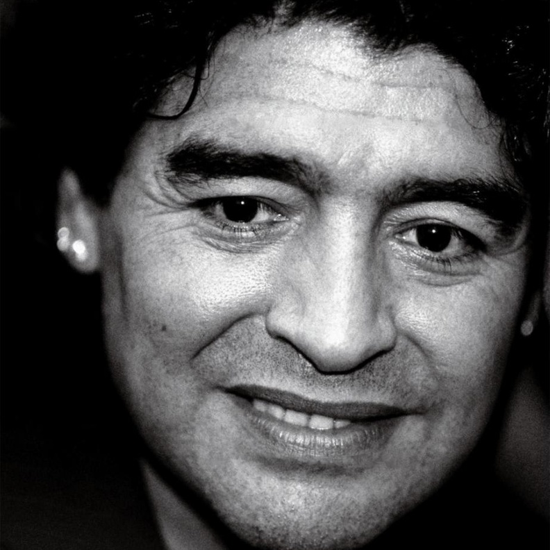 دييجو مارادونا