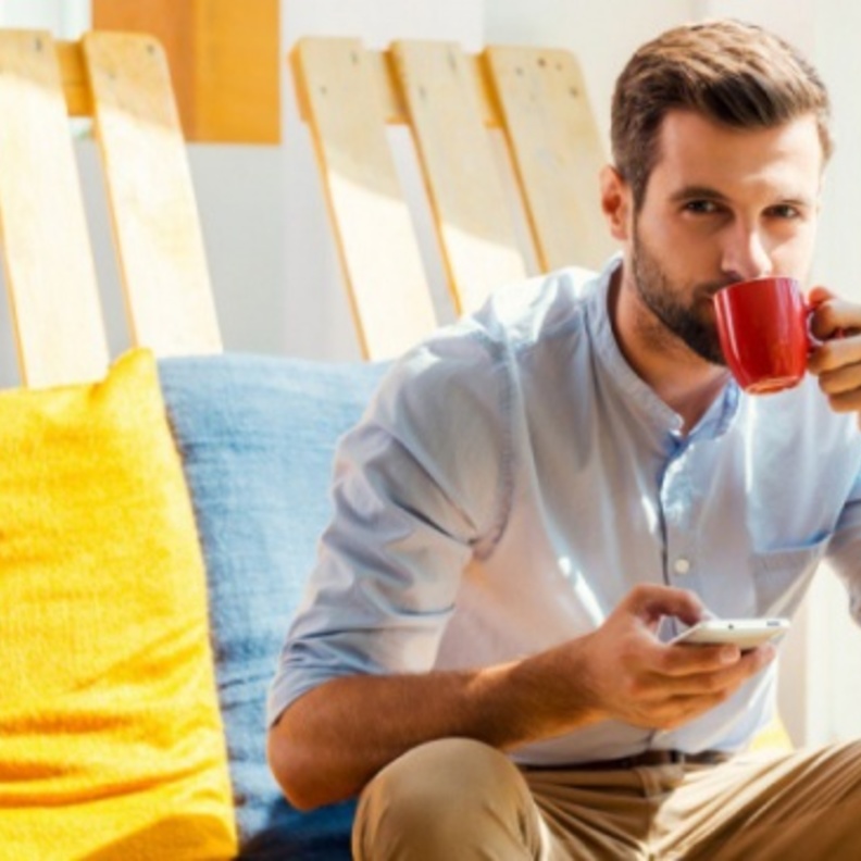 اسراف الرجل في  تناول القهوة يسبب اجهاض زوجته 