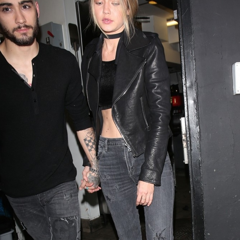 بعد حذفهم من تويتر جو جوناس.. جيجي وزين متشابكان الأيادي