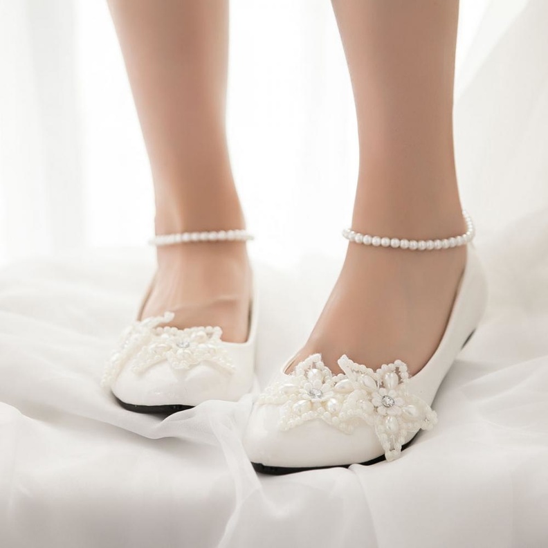 نعومة الكعب المسطح