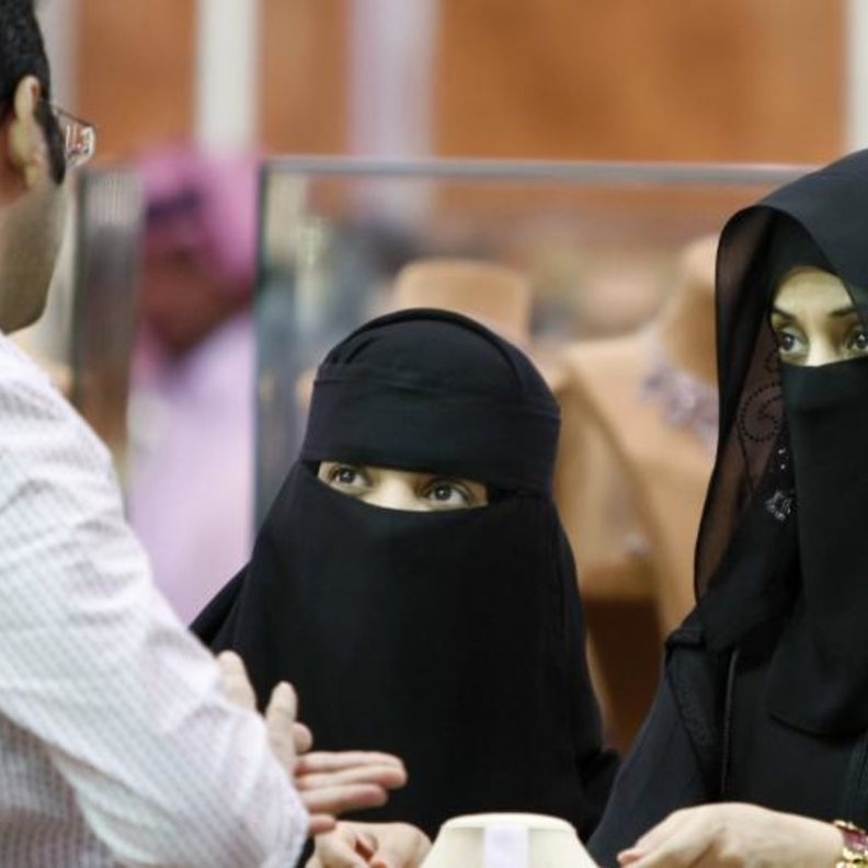 تنوع عمل المرأة في السعودية
