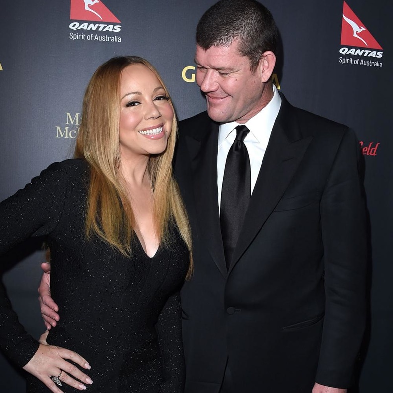 ماريا كاري مع خطيبها جيمس باكر