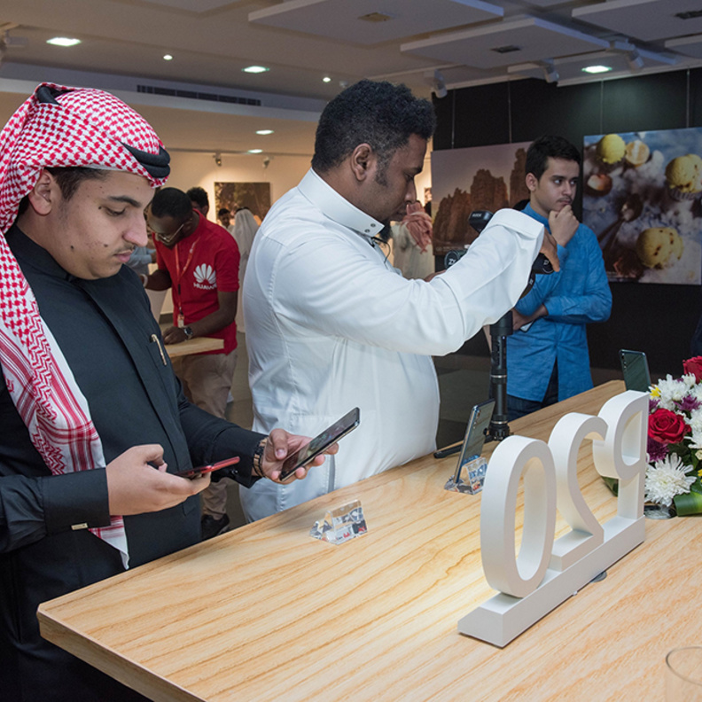 تجربة الإعلاميين لأحدث منتجات هواوي