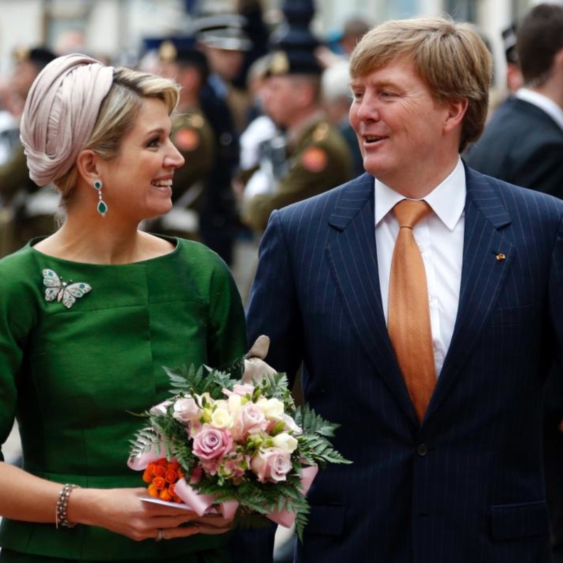 ماكسيما وزوجها الملك