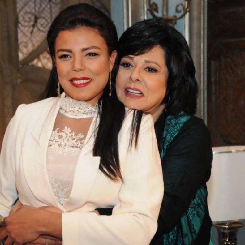 اسعاد يونس برفقة ناهد السباعي في برنامج صاحبة السعادة