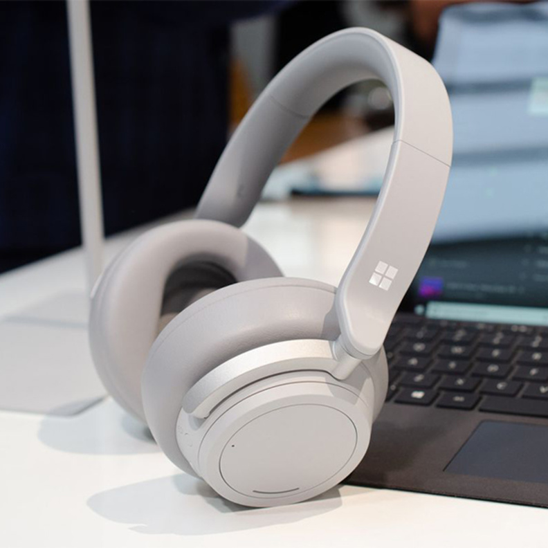 Surface Headphones .. سماعة للرأس من مايكروسوفت