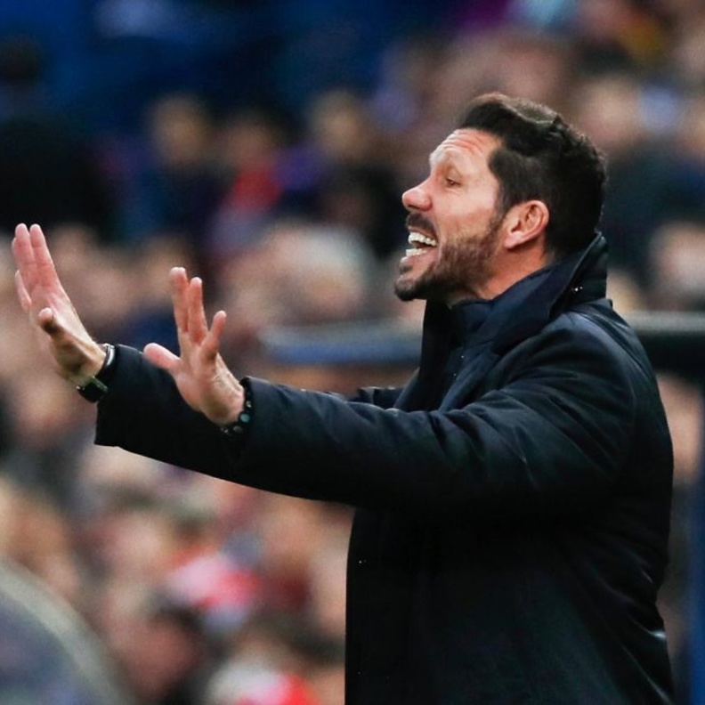 ديغو يفقد اعصابه