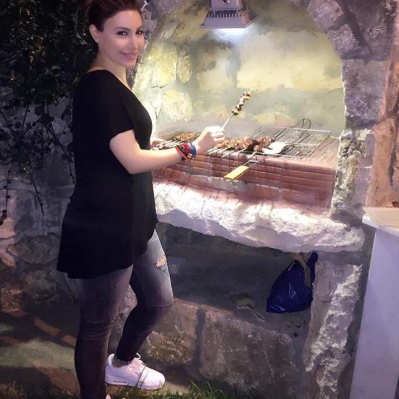 يارا تشارك في إعداد المشاوي بالأمس .. وتدعو المعجبين للانضمام إليها !