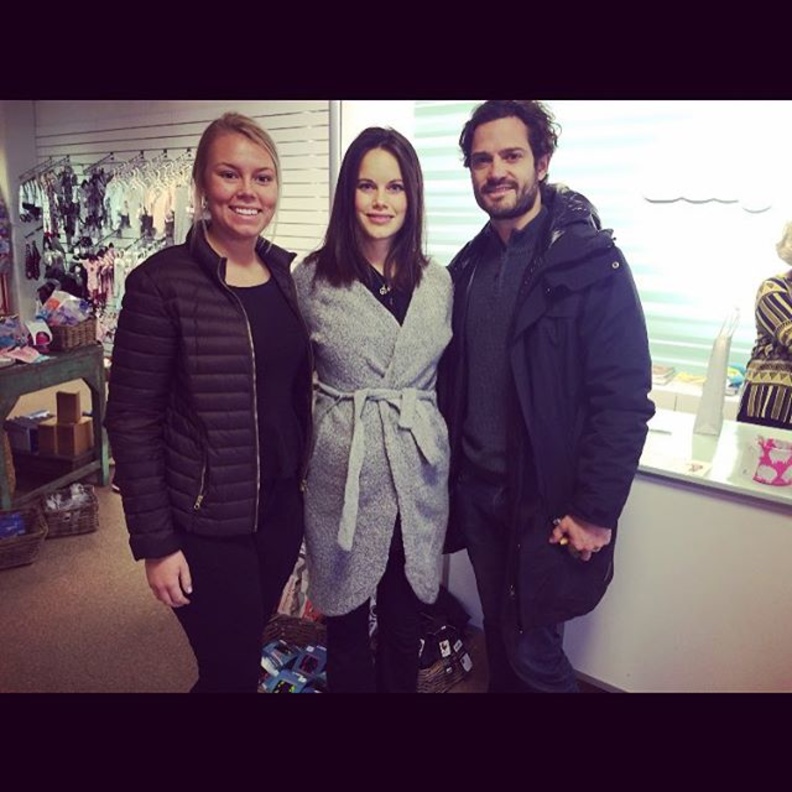 أميرا السويد يتسوقان من أجل مولودهما القادم