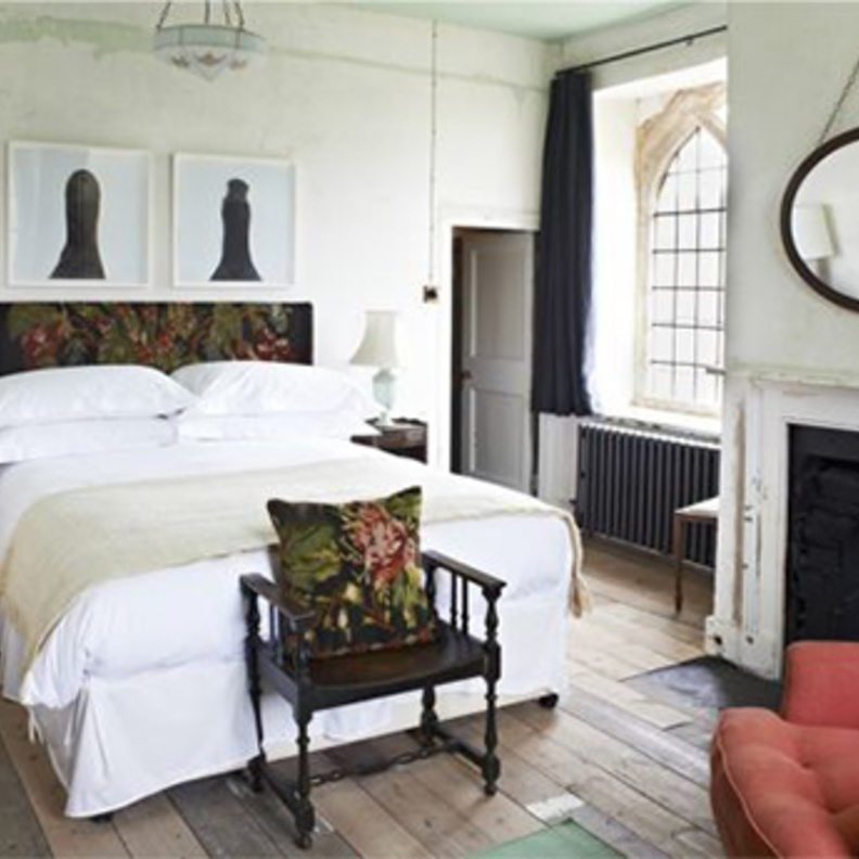 الأثاث العتيق