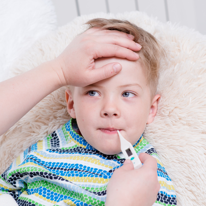 الطريقة السليمة لقياس درجة حرارة الطفل