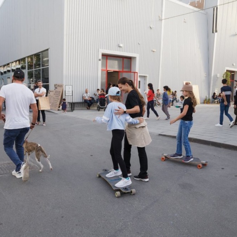 مهرجان القوز للفنون .. كرنفال ثقافي في دبي