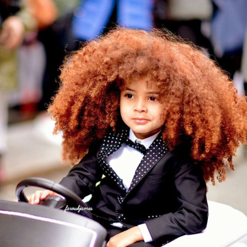 الطفل الذي شغل العالم على انستقرام وظهر في "فاشن فوروورد"