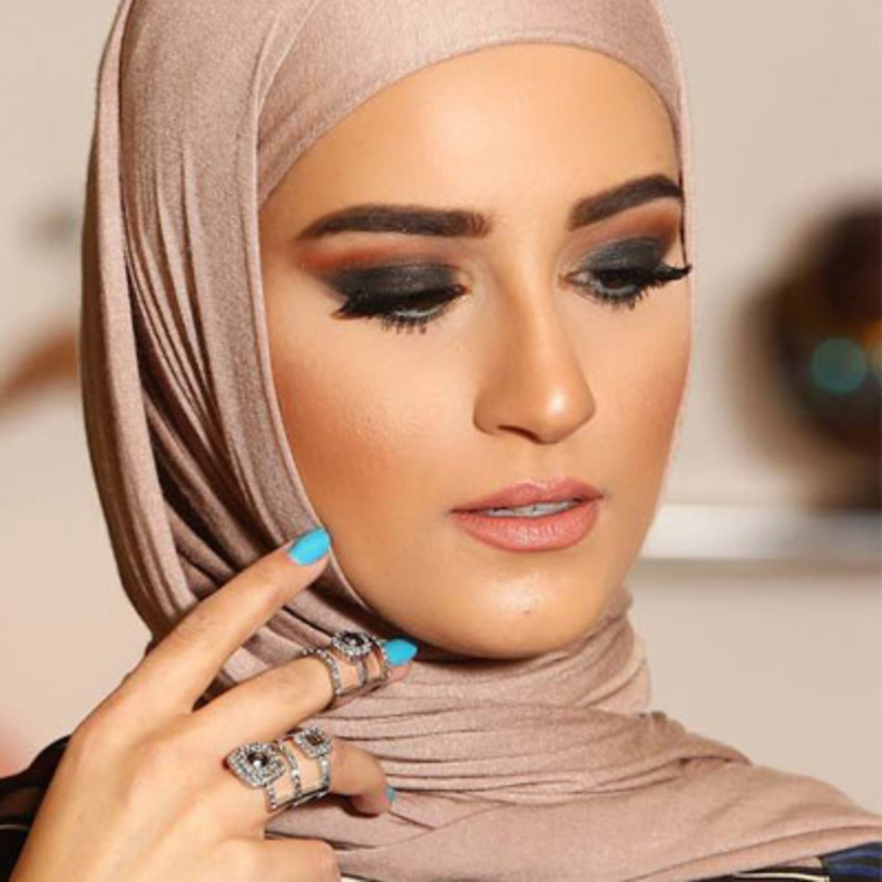 مكياج سموكي من دلال الدوب