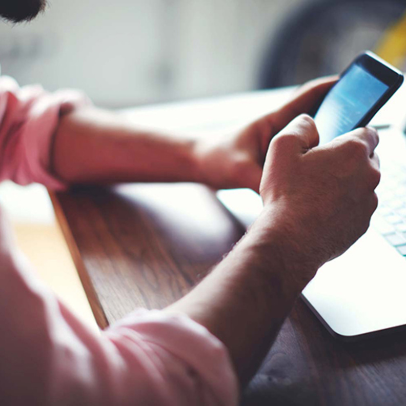 قلة إنفاق المؤسسات والشركات وراء عدم زيادة التطبيقات !