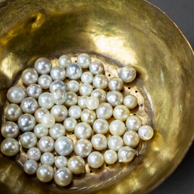 "دبي للثقافة" تسلط الضوء على دور الغوص على اللؤلؤ ومكانته في التراث