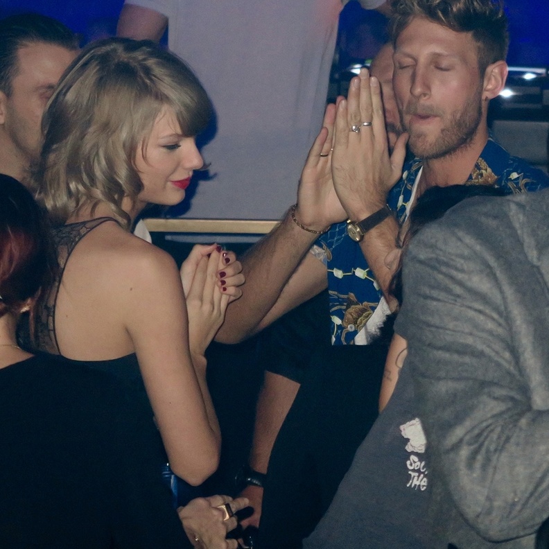 اخر ظهور لتايلور