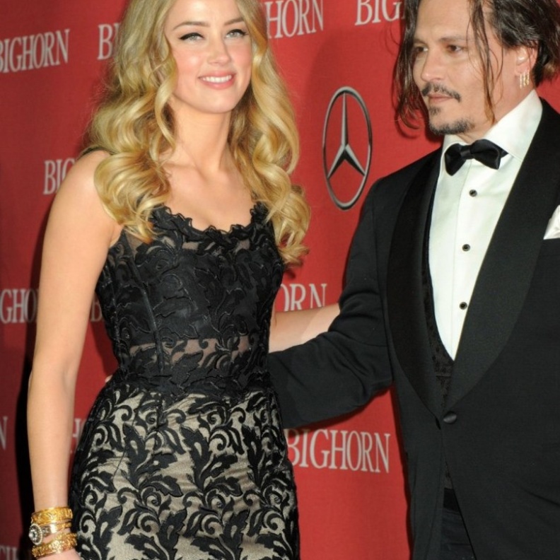 جوني وآمبر هيرد