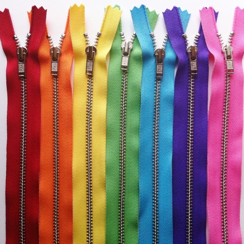 قلم الرصاص سبب لفك تشابكها