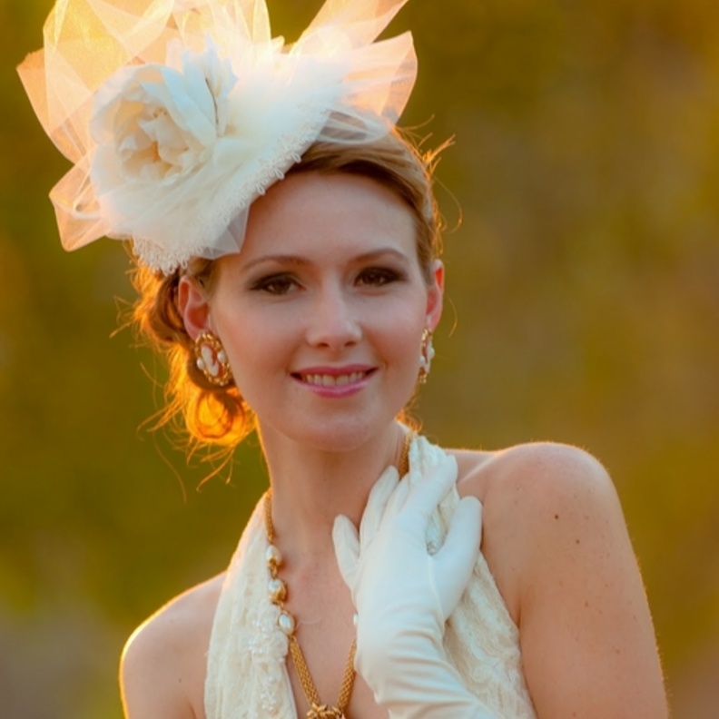 لاسلوب فينتاج ومستوحى من العصر الفيكتوري اختاري حجر الكاميو