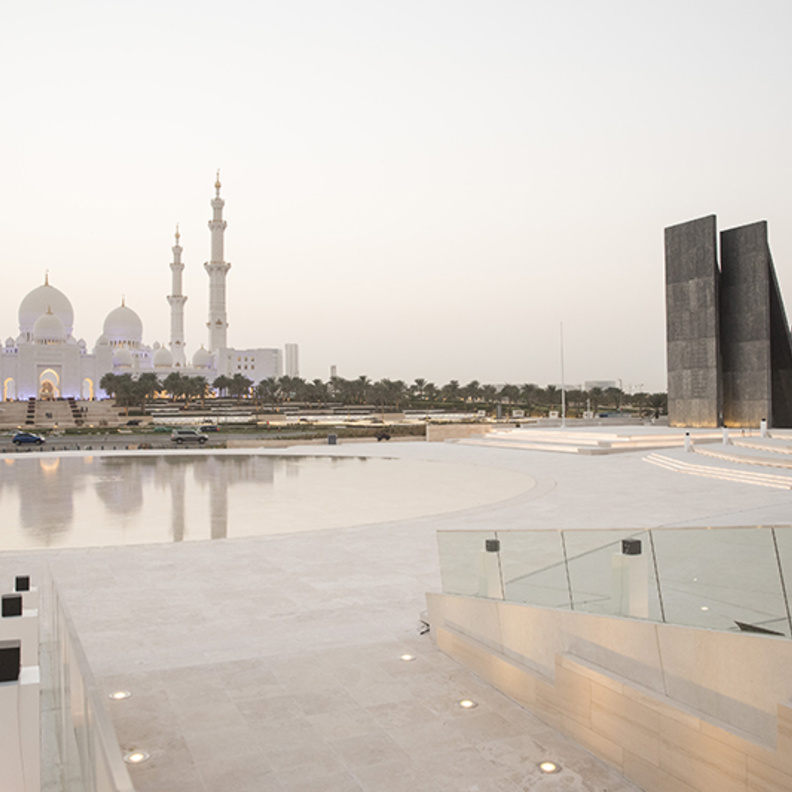 واحة الكرامة .. تروي قصص بطولية كتبها أبطال الإمارات