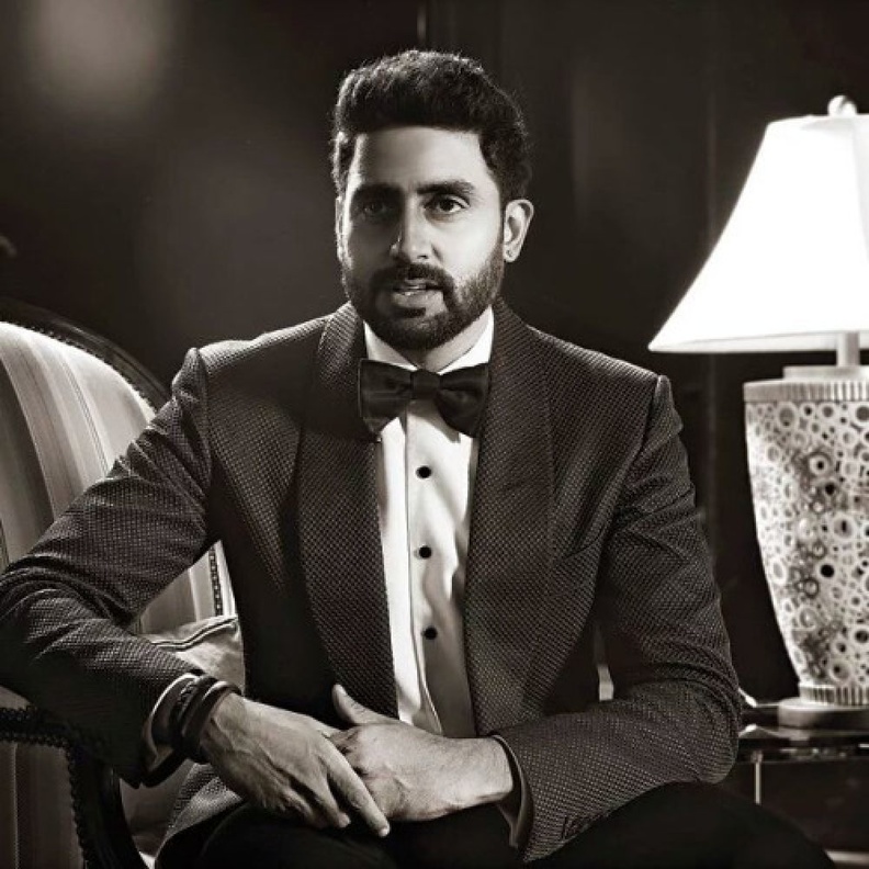 عيد ميلاد أبهيشيك في جزر المالديف