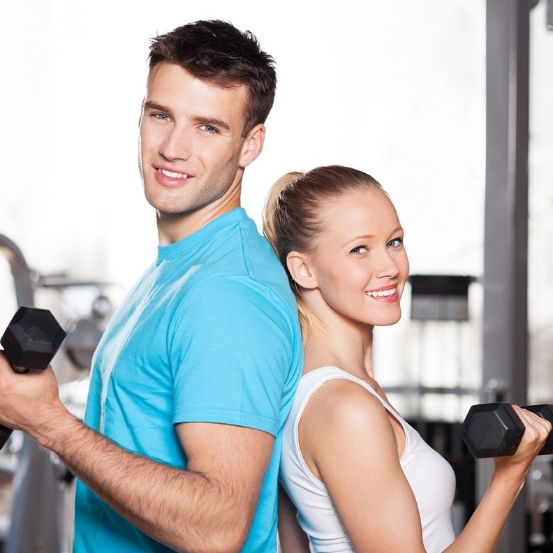 قوّيا علاقتكما واستمتعي مع زوجك بهذه التمارين الرياضية!