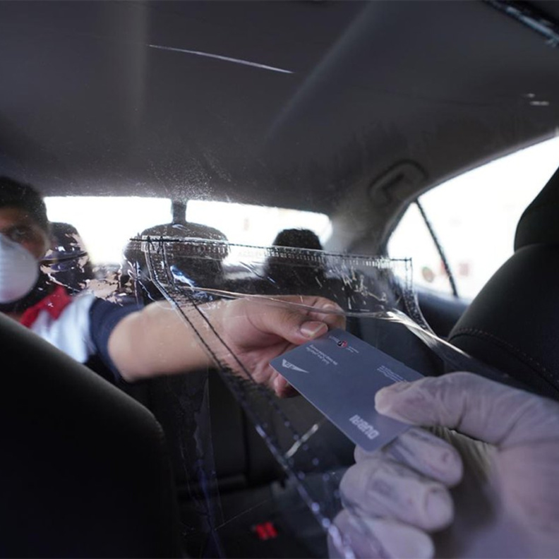 فواصل عزل وقائية من "تاكسي دبي" للحد من انتشار فيروس كورونا المستجد