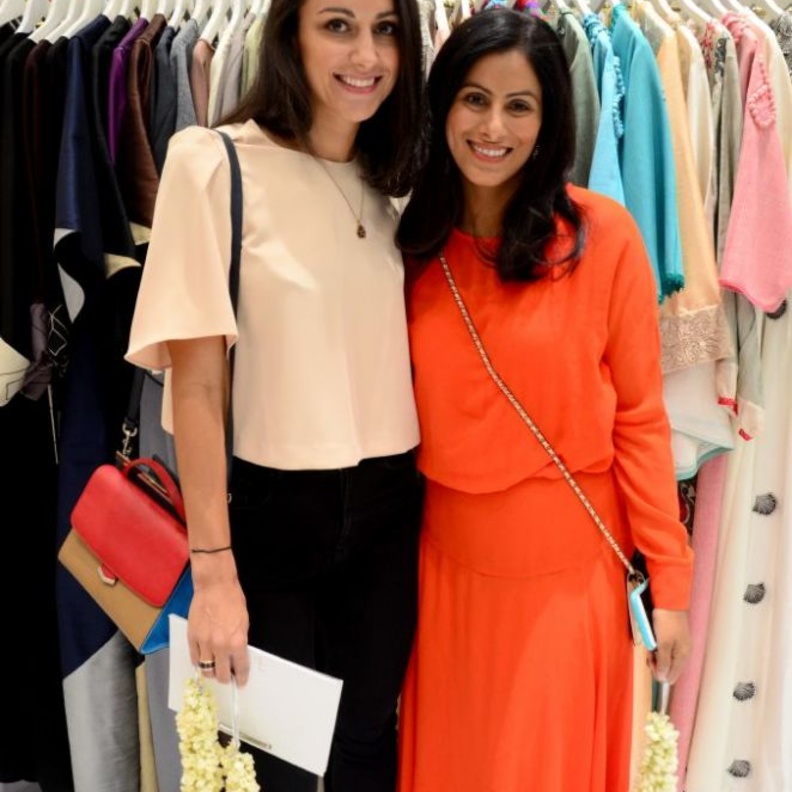 جميلات من الحضور