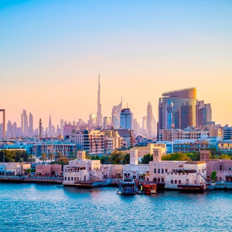 بكل فخر من دبي  .. قصص إعلامية تبرز مشاريع الإمارة