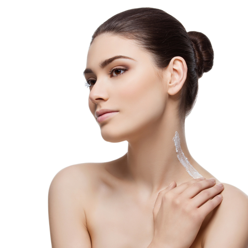 حافظي على جمسك رطب بتطبيق المرطب