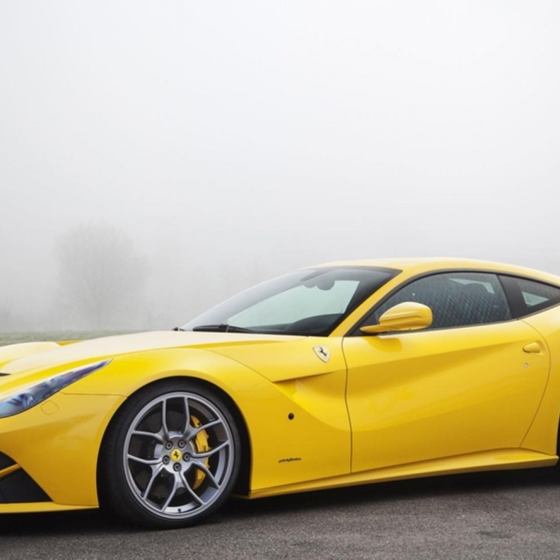 سياره فراري