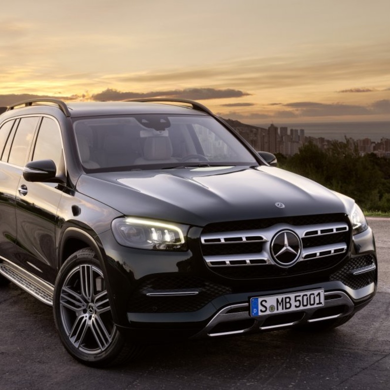 مرسيدس-بنز GLS الجديدة الفئة-S من سيارات الدفع الرباعي