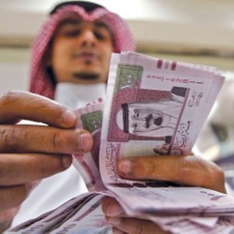 العديد من الاسباب وراء اخفاء الزوج دخله