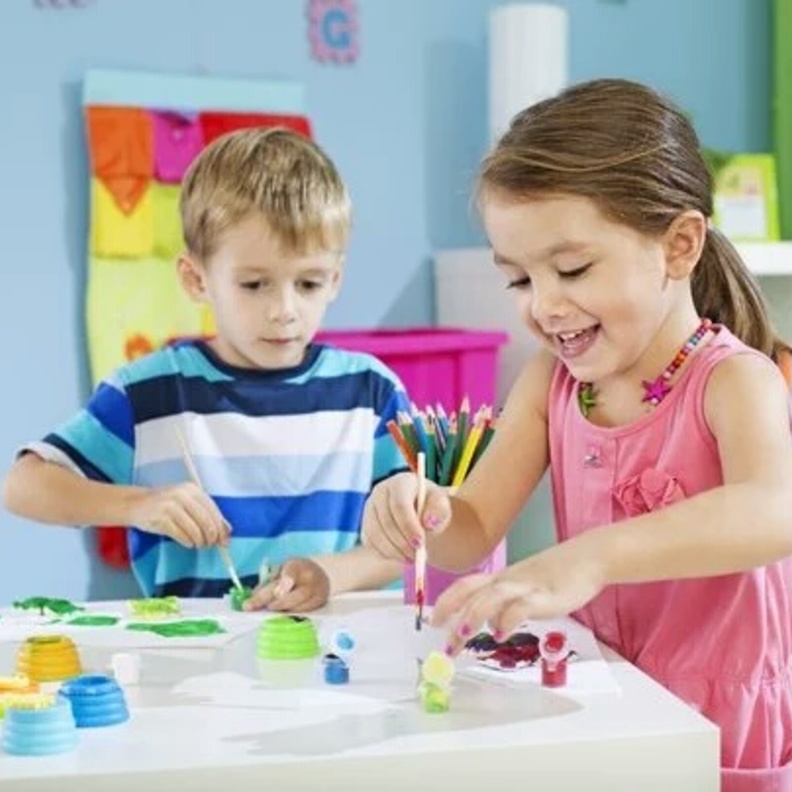 اﻷطفال واللعب