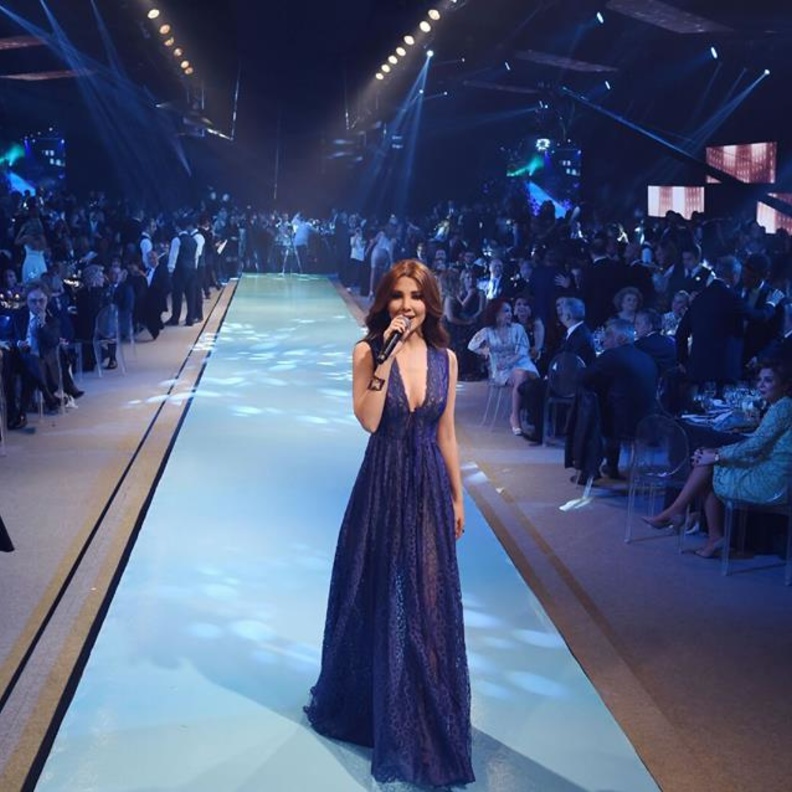 القصة المنخفضة عند الصدر