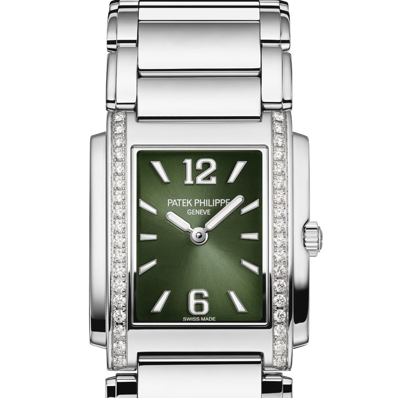 كوني مميزة مع أجمل تصاميم ساعات من معرض Watches and Wonders Geneva 2022