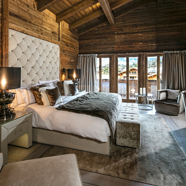 فندق ألتما، غشتاد