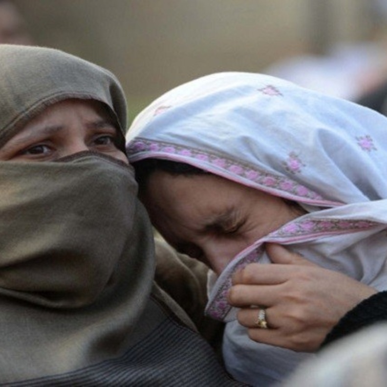 ام تقتل ابنتها المراهقة بسبب زواجها ممن احبته وتزوجته دون موافقتها