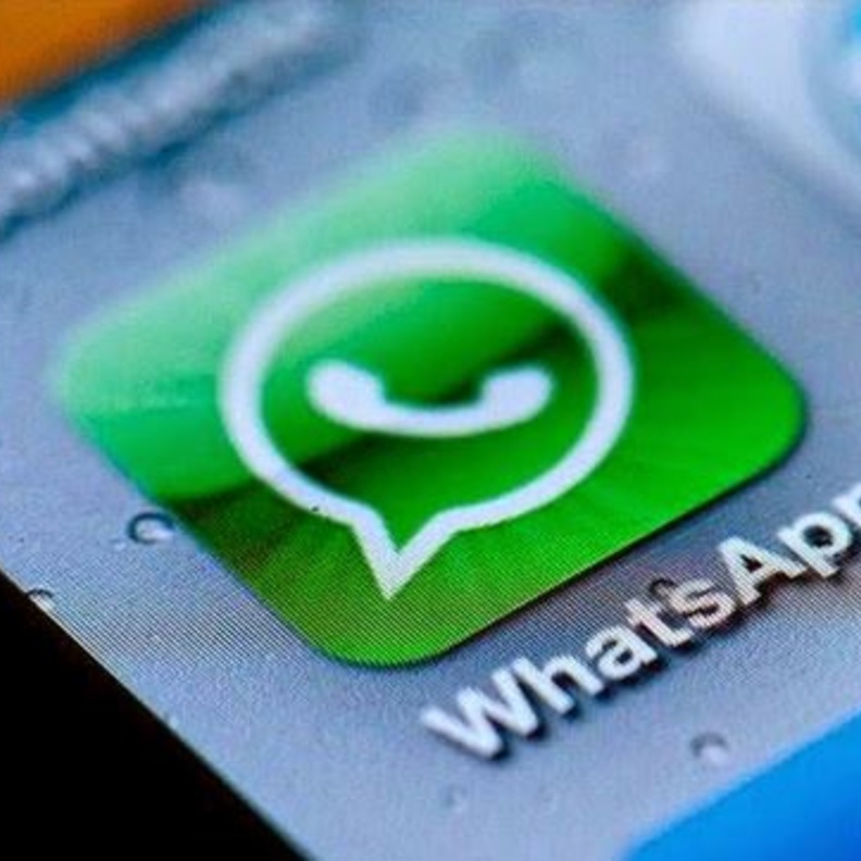  منع الواتس آب بين الطلاب والمعلمين